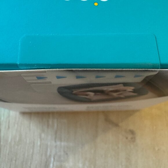 Ring Indoor Cam - White, 1080p HD Video (NEW. Never opened) - Picture 9 of 9